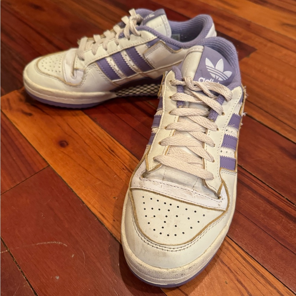 adidas Originals Forum Low “Off white purple” women’s size 5